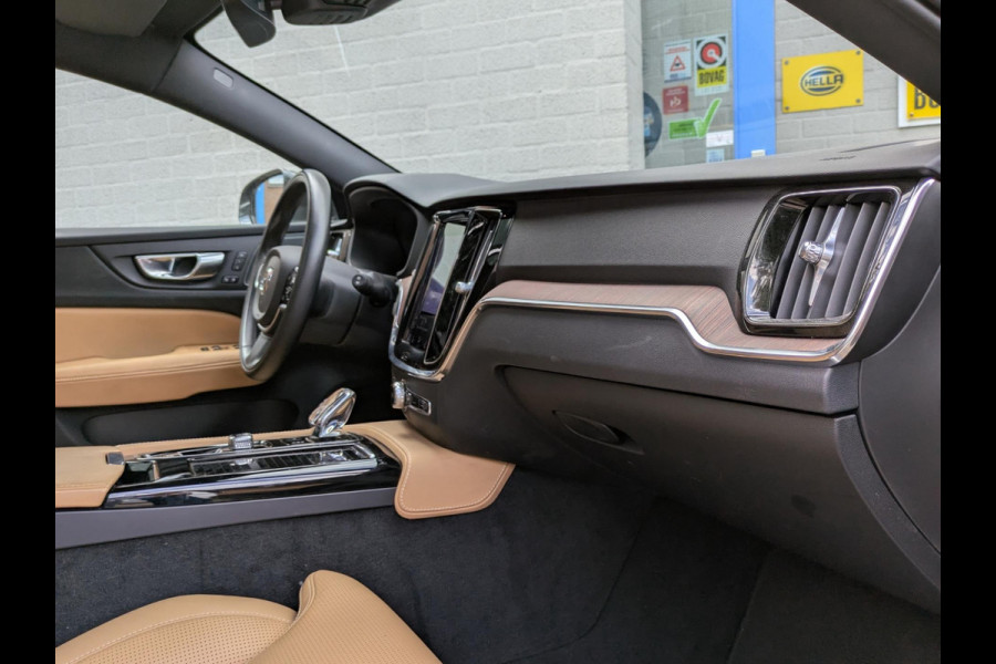 Volvo V60 2.0 T6 Recharge AWD Inscription|Panodak|Stoelkoeling|BLIS|Adaptive-Cruise|360-Camera|Memory/Massage|Trekhaak