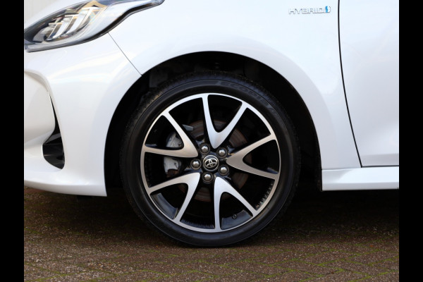 Toyota Yaris 1.5 Hyb. Launch Edition | Bi-Tone | Half Leder | Stoelverwarming