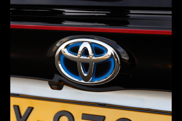 Toyota Yaris 1.5 Hyb. Launch Edition | Bi-Tone | Half Leder | Stoelverwarming