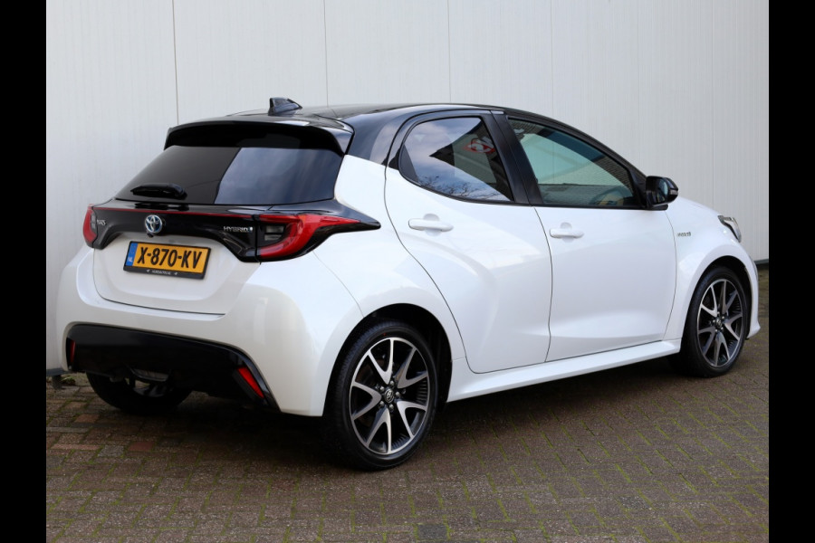 Toyota Yaris 1.5 Hyb. Launch Edition | Bi-Tone | Half Leder | Stoelverwarming