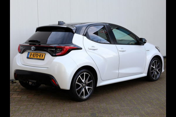 Toyota Yaris 1.5 Hyb. Launch Edition | Bi-Tone | Half Leder | Stoelverwarming