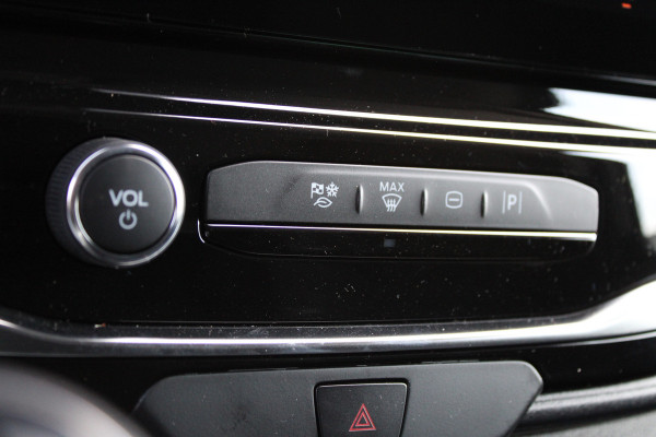 Ford Transit 350 2.0 TDCI L3H2 Trend 130pk Trend - Navigatie - Blind Spot - Adaptive cruise - Camera - 270gr deuren - Trekhaak - Rijklaar