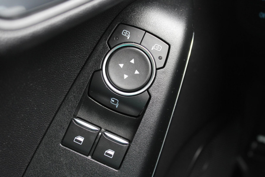 Ford Fiesta 1.0 EcoBoost Titanium 100pk | Navigatie | Camera | Cruise Control | Climate Control | PDC V+A | Automatisch inparkeren