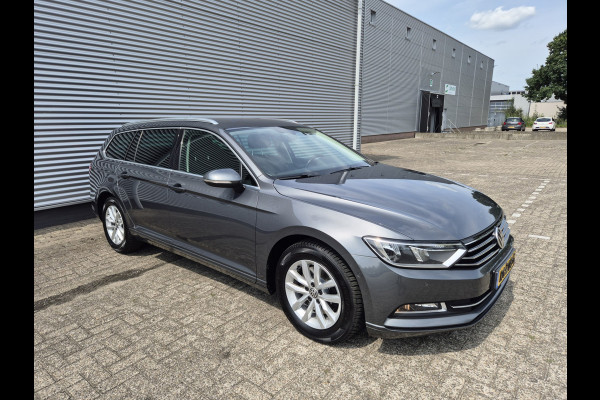 Volkswagen Passat Variant 1.4 TSI Comfortline Business ,airco,adap cruise,trekhaak,navigatie,app conect,stoelverwarming,parkeer,