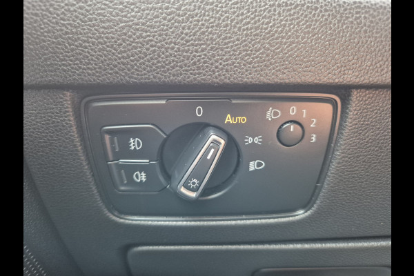 Volkswagen Passat Variant 1.4 TSI Comfortline Business ,airco,adap cruise,trekhaak,navigatie,app conect,stoelverwarming,parkeer,