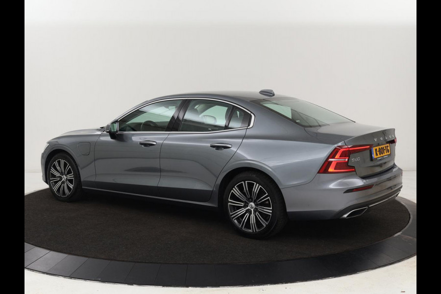 Volvo S60 2.0 Recharge T6 Inscription | Leder | Stoel & stuurverwarming | Camera | Harman/Kardon | Adaptive cruise | Carplay | Keyless | Memory | Navigatie | Parkeerhulp | Dodehoek detectie | Full LED