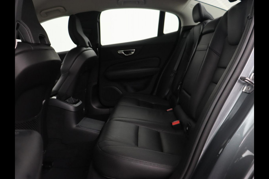 Volvo S60 2.0 Recharge T6 Inscription | Leder | Stoel & stuurverwarming | Camera | Harman/Kardon | Adaptive cruise | Carplay | Keyless | Memory | Navigatie | Parkeerhulp | Dodehoek detectie | Full LED