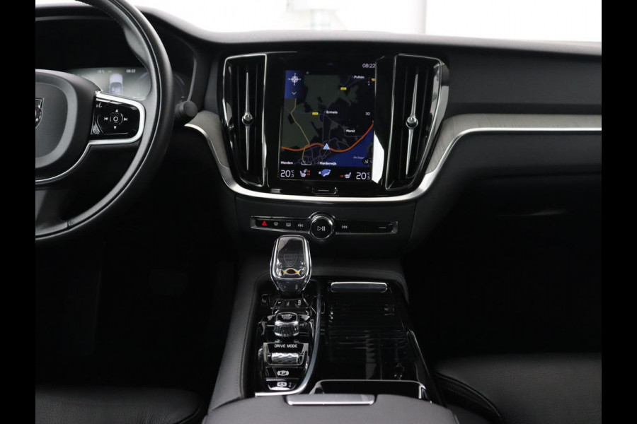 Volvo S60 2.0 Recharge T6 Inscription | Leder | Stoel & stuurverwarming | Camera | Harman/Kardon | Adaptive cruise | Carplay | Keyless | Memory | Navigatie | Parkeerhulp | Dodehoek detectie | Full LED