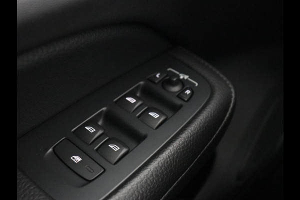 Volvo S60 2.0 Recharge T6 Inscription | Leder | Stoel & stuurverwarming | Camera | Harman/Kardon | Adaptive cruise | Carplay | Keyless | Memory | Navigatie | Parkeerhulp | Dodehoek detectie | Full LED