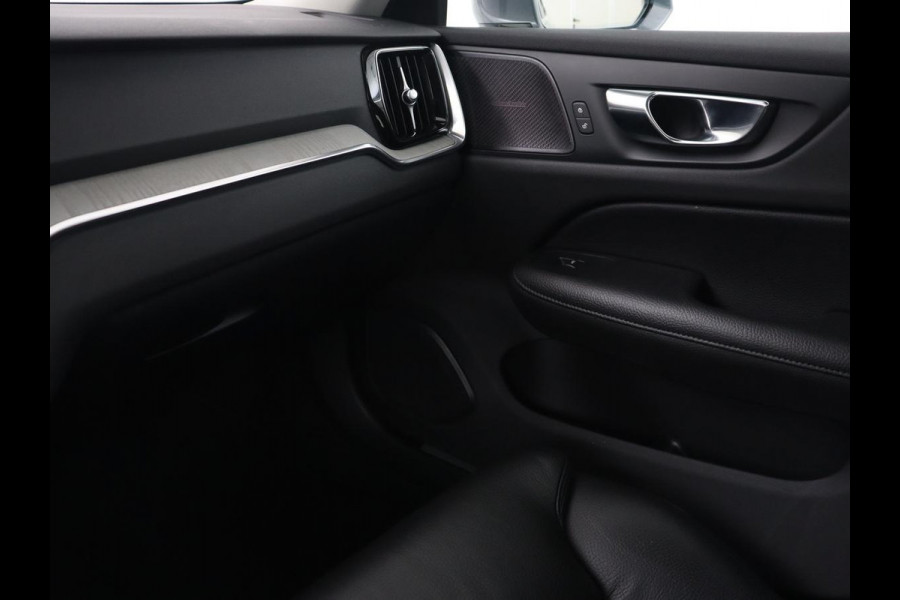 Volvo S60 2.0 Recharge T6 Inscription | Leder | Stoel & stuurverwarming | Camera | Harman/Kardon | Adaptive cruise | Carplay | Keyless | Memory | Navigatie | Parkeerhulp | Dodehoek detectie | Full LED