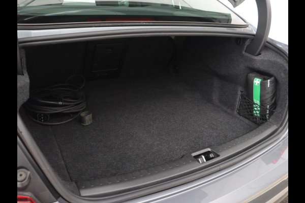 Volvo S60 2.0 Recharge T6 Inscription | Leder | Stoel & stuurverwarming | Camera | Harman/Kardon | Adaptive cruise | Carplay | Keyless | Memory | Navigatie | Parkeerhulp | Dodehoek detectie | Full LED