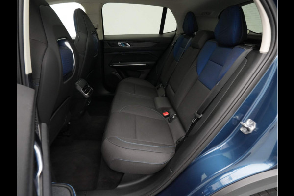 Lynk & Co 01 1.5 Panorama 360 Camera Stoelverwarming Side Assist 134