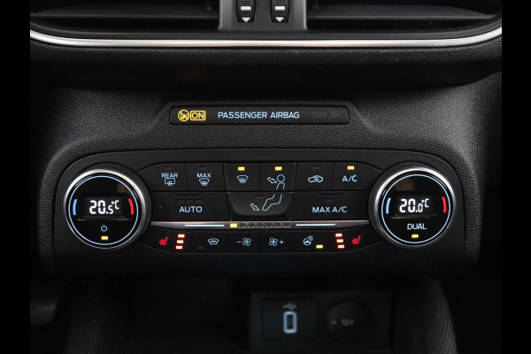 Ford Focus 1.5 EcoBoost Active | Panoramadak | Head-Up | Stoel & stuurverwarming | Camera | Adaptive cruise | Full LED | Keyless | Carplay | Navigatie | B&O Sound | Climate control | Park Assist