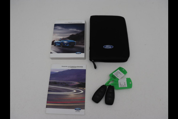 Ford Focus 1.5 EcoBoost Active | Panoramadak | Head-Up | Stoel & stuurverwarming | Camera | Adaptive cruise | Full LED | Keyless | Carplay | Navigatie | B&O Sound | Climate control | Park Assist