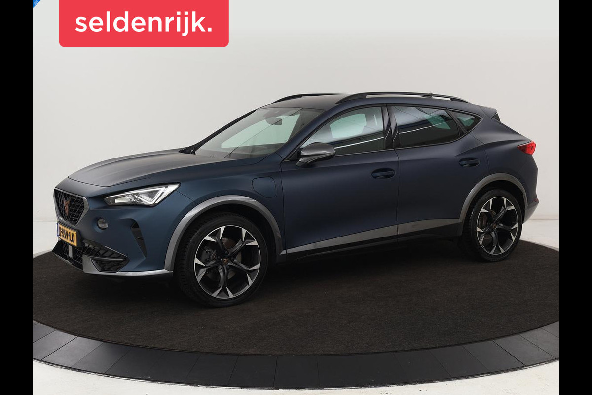 CUPRA Formentor 1.4 e-Hybrid | Carplay | Camera | Adaptive cruise | Sfeerverlichting | Keyless | Navigatie | Sportstoelen | Full LED | Petrol Blue Matt | PHEV | Plug-In