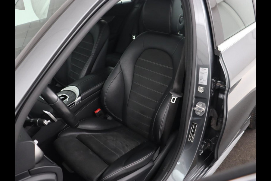Mercedes-Benz C-Klasse 160 Business Solution AMG | Trekhaak | Stoelverwarming | Leder/Alcantara | Navigatie | Full LED | Digital Cockpit | Camera | Park Assist | Cruise control