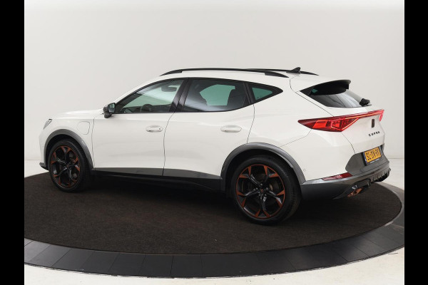 CUPRA Formentor 1.4 e-Hybrid VZ | 245pk | 360 Camera | Stoel & stuurverwarming | Adaptive cruise | Carplay | Sfeerverlichting | Navigatie | Park Assist | Keyless | PHEV | Plug In
