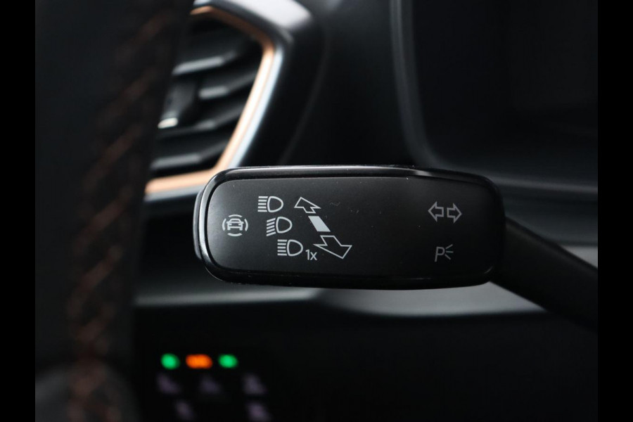 CUPRA Formentor 1.4 e-Hybrid VZ | 245pk | 360 Camera | Stoel & stuurverwarming | Adaptive cruise | Carplay | Sfeerverlichting | Navigatie | Park Assist | Keyless | PHEV | Plug In