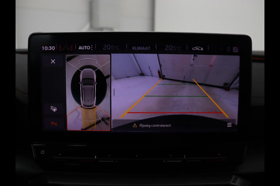 CUPRA Formentor 1.4 e-Hybrid VZ | 245pk | 360 Camera | Stoel & stuurverwarming | Adaptive cruise | Carplay | Sfeerverlichting | Navigatie | Park Assist | Keyless | PHEV | Plug In