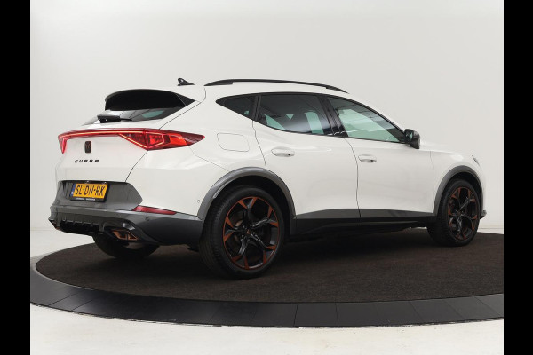 CUPRA Formentor 1.4 e-Hybrid VZ | 245pk | 360 Camera | Stoel & stuurverwarming | Adaptive cruise | Carplay | Sfeerverlichting | Navigatie | Park Assist | Keyless | PHEV | Plug In