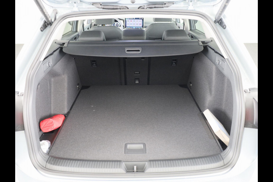 Volkswagen GOLF Variant Life Edition 1.5 eTSI 85 kW / 116 pk Variant 7 ver
