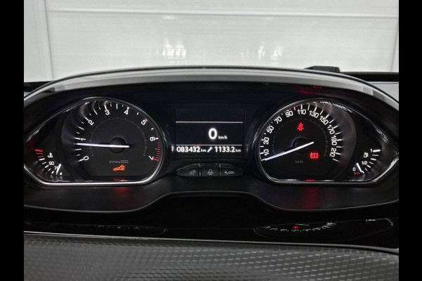 Peugeot 2008 1.2 PureTech Allure NAVI | STOF-LEER | CRUISE