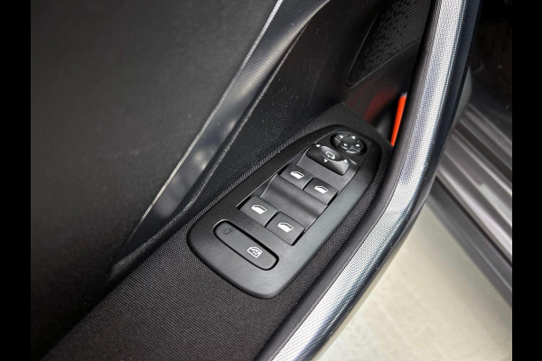 Peugeot 2008 1.2 PureTech Allure NAVI | STOF-LEER | CRUISE