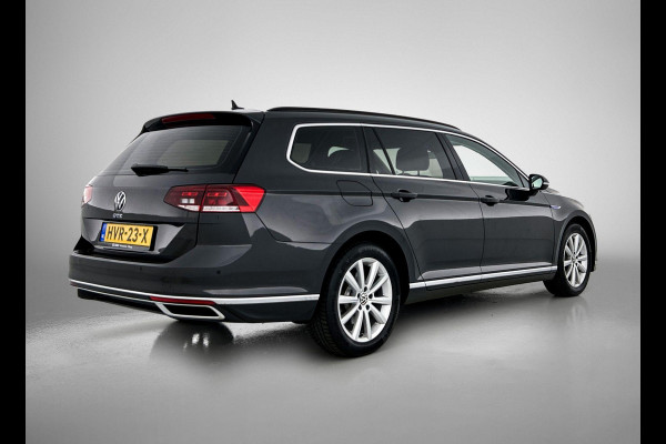 Volkswagen Passat Variant 1.4 TSI PHEV GTE High Line CAMERA AD-CRUISE EL-ACHTERKLEP CARPLAY