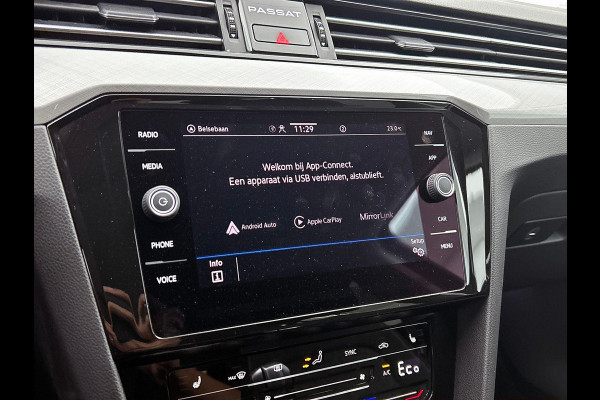 Volkswagen Passat Variant 1.4 TSI PHEV GTE High Line CAMERA AD-CRUISE EL-ACHTERKLEP CARPLAY