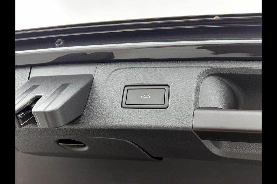 Volkswagen Passat Variant 1.4 TSI PHEV GTE High Line CAMERA AD-CRUISE EL-ACHTERKLEP CARPLAY
