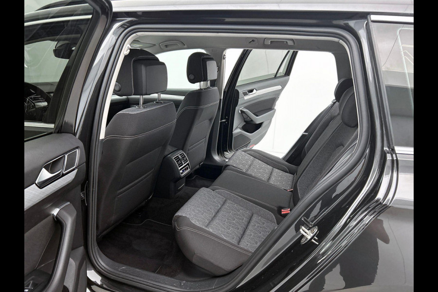 Volkswagen Passat Variant 1.4 TSI PHEV GTE High Line CAMERA AD-CRUISE EL-ACHTERKLEP CARPLAY