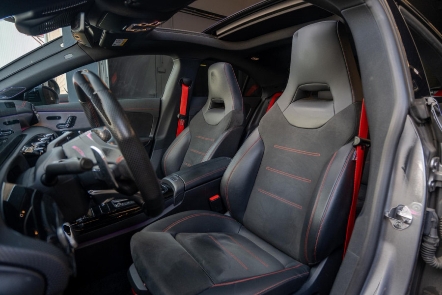 Mercedes-Benz CLA-Klasse AMG 35 4MATIC | Pano | 360 | Memory | Burmester
