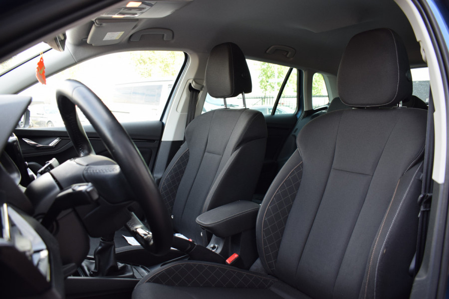 Škoda Kamiq 1.0 TSI Ambition | Apple CarPlay | Cruise | Climate | PDC