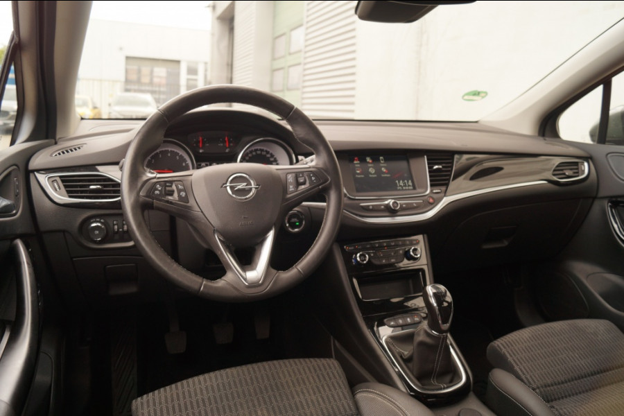 Opel Astra Sports Tourer 1.2 110pk Business Elegance -ECC-PDC-NAVI-