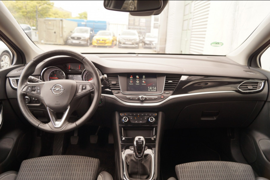Opel Astra Sports Tourer 1.2 110pk Business Elegance -ECC-PDC-NAVI-