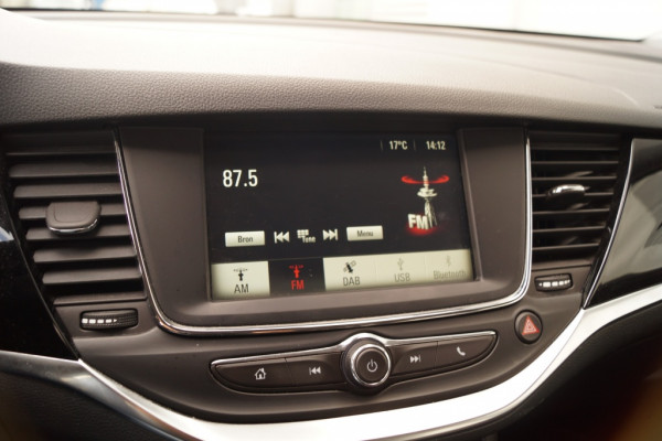 Opel Astra Sports Tourer 1.2 110pk Business Elegance -ECC-PDC-NAVI-