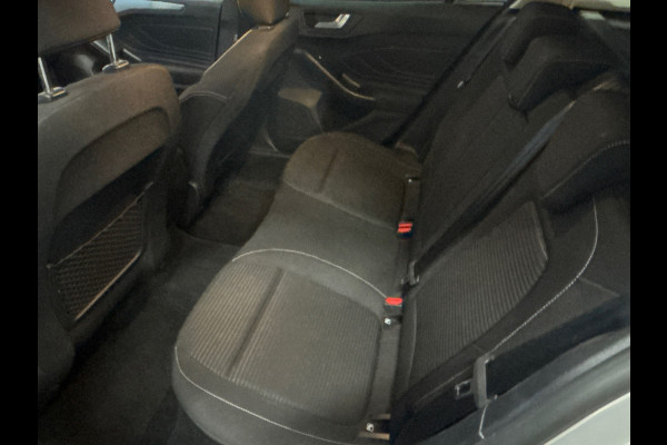 Ford FOCUS Wagon 1.0 EcoBoost Hybrid Titanium Nieuwe type