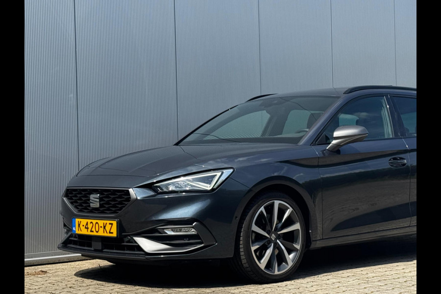 Seat Leon Sportstourer 1.5 eTSI FR LAUNCHE EDITION PANORAMADAK TREKHAAK STOELVERWARMING NAP NEDERLANDSE AUTO