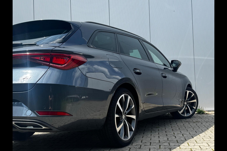 Seat Leon Sportstourer 1.5 eTSI FR LAUNCHE EDITION PANORAMADAK TREKHAAK STOELVERWARMING NAP NEDERLANDSE AUTO