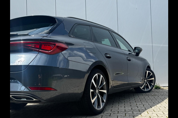 Seat Leon Sportstourer 1.5 eTSI FR LAUNCHE EDITION PANORAMADAK TREKHAAK STOELVERWARMING NAP NEDERLANDSE AUTO
