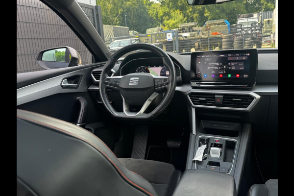 Seat Leon Sportstourer 1.5 eTSI FR LAUNCHE EDITION PANORAMADAK TREKHAAK STOELVERWARMING NAP NEDERLANDSE AUTO