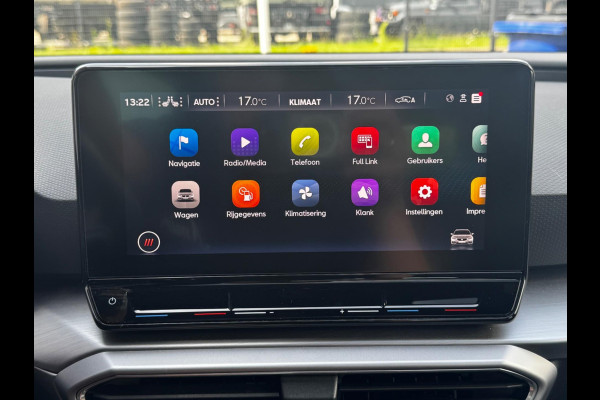 Seat Leon Sportstourer 1.5 eTSI FR LAUNCHE EDITION PANORAMADAK TREKHAAK STOELVERWARMING NAP NEDERLANDSE AUTO