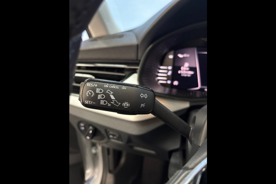 Škoda SCALA 1.0 TSI Style Virtual Cockpit,Car Play, Clima