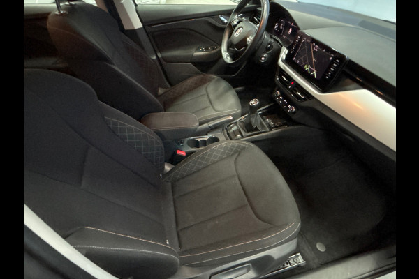 Škoda SCALA 1.0 TSI Style Virtual Cockpit,Car Play, Clima
