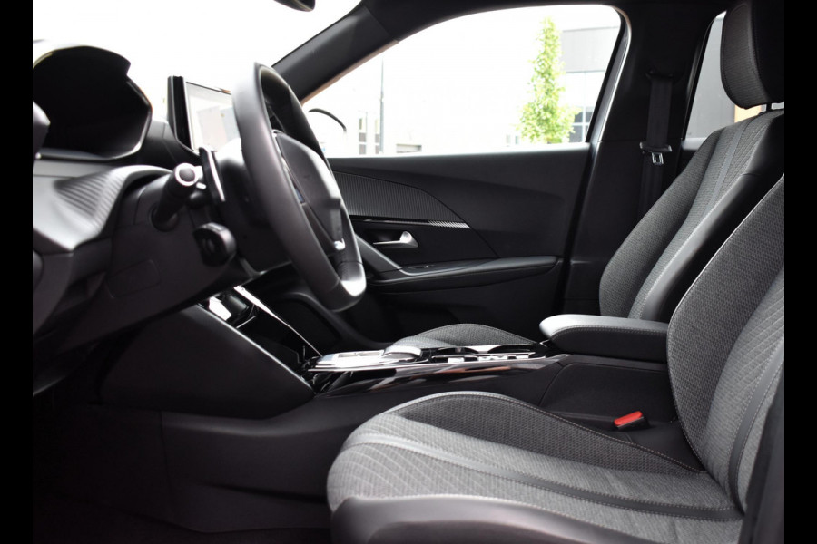 Peugeot 2008 1.2 PureTech 130 PK Aut. Allure Pack | Navi | LED | Camera V+A | Incl. garantie