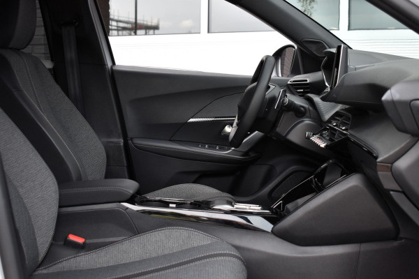 Peugeot 2008 1.2 PureTech 130 PK Aut. Allure Pack | Navi | LED | Camera V+A | Incl. garantie