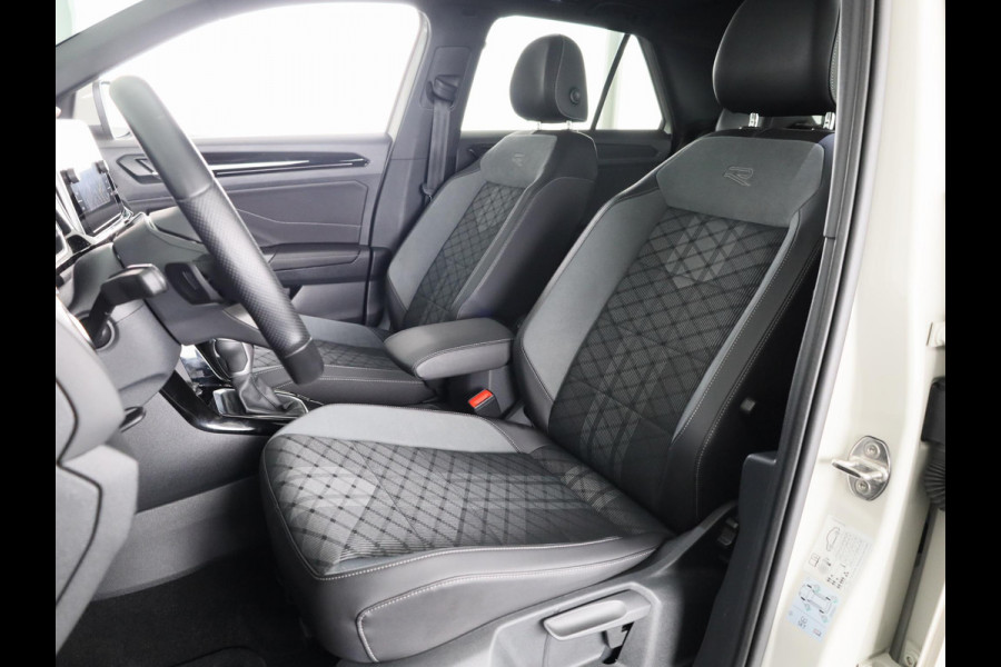 Volkswagen T-Roc 1.5 TSI R-Line | Panorama dak | Apple Carplay/Android Auto | Stoelverwarming | Keyless| Adaptieve cruise