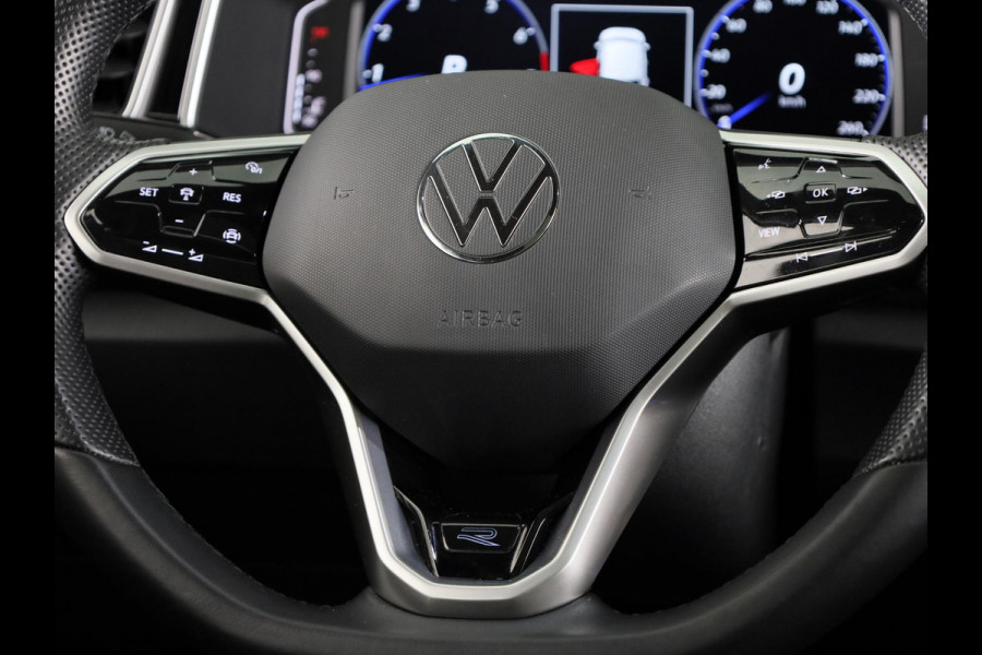 Volkswagen T-Roc 1.5 TSI R-Line | Panorama dak | Apple Carplay/Android Auto | Stoelverwarming | Keyless| Adaptieve cruise