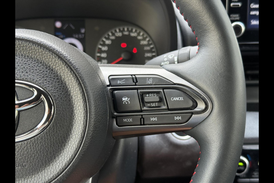 Toyota Yaris 1.6 Turbo 261pk GR Performance | Apple CarPlay/Android Auto, Keyless, Stoelverwarming, Leer/Alcantara