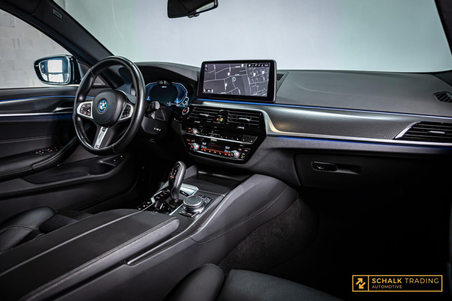 BMW 5 Serie Touring 530e|M-sport|Cam|Hud|Laser|NW 20 inch|Acc